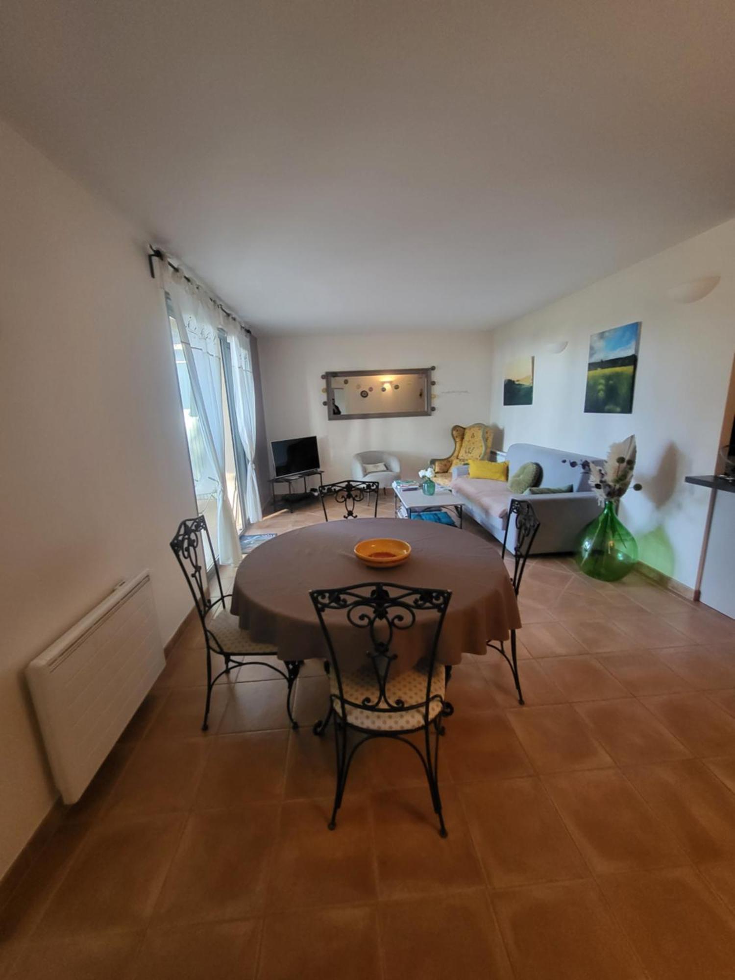 Golf, Piscine Et Fitness Hébergement de vacances *